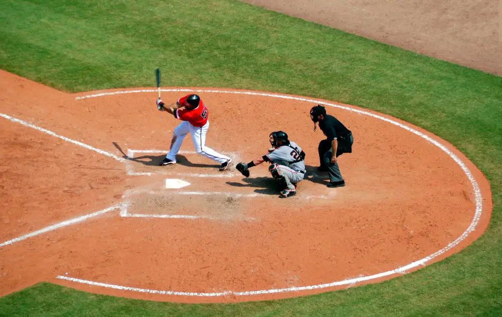 Baseball vs Softball Explaining The Differences... Mindfuse Baseball